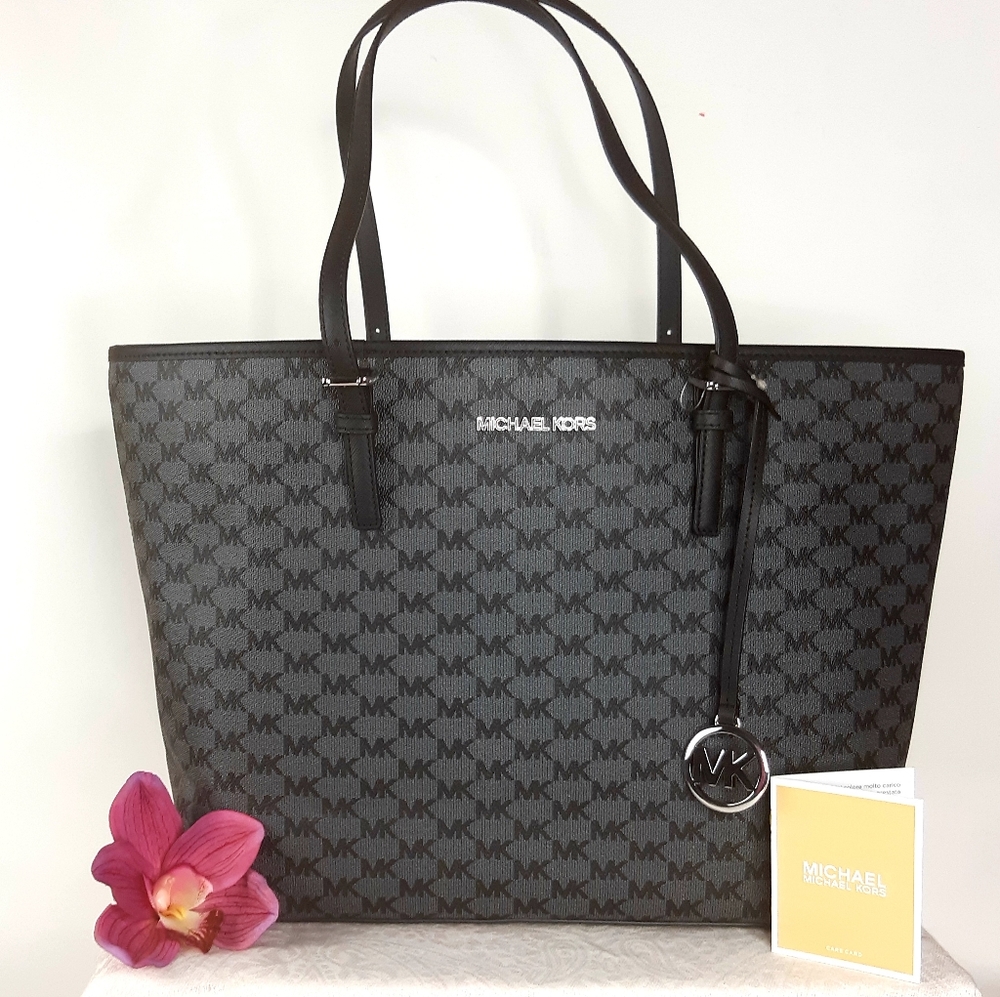 MICHAEL KORS JET SET TRAVEL CARRYALL TOTE BLACK